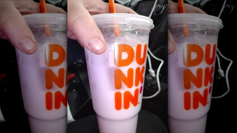 Dunkin’ Refreshers Price, Flavors, Caffeine, & Nutrition ( July 2026 Guide) 2 dunkin strawberry dragonfruit refresher